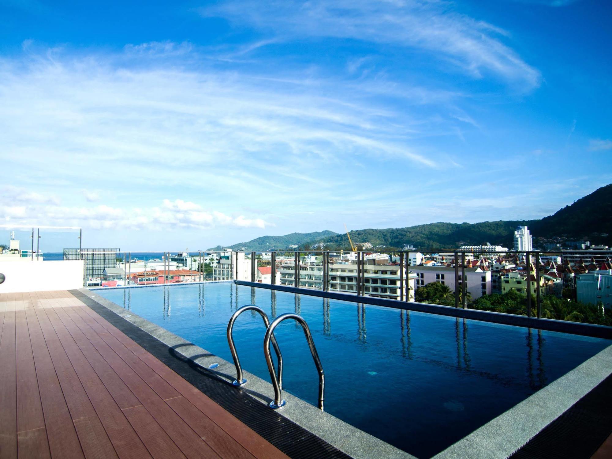 Elegancy Sansabai Hotel Patong Exterior foto